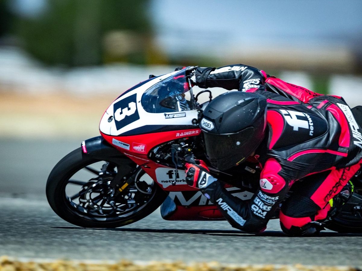 Full lean, Racing