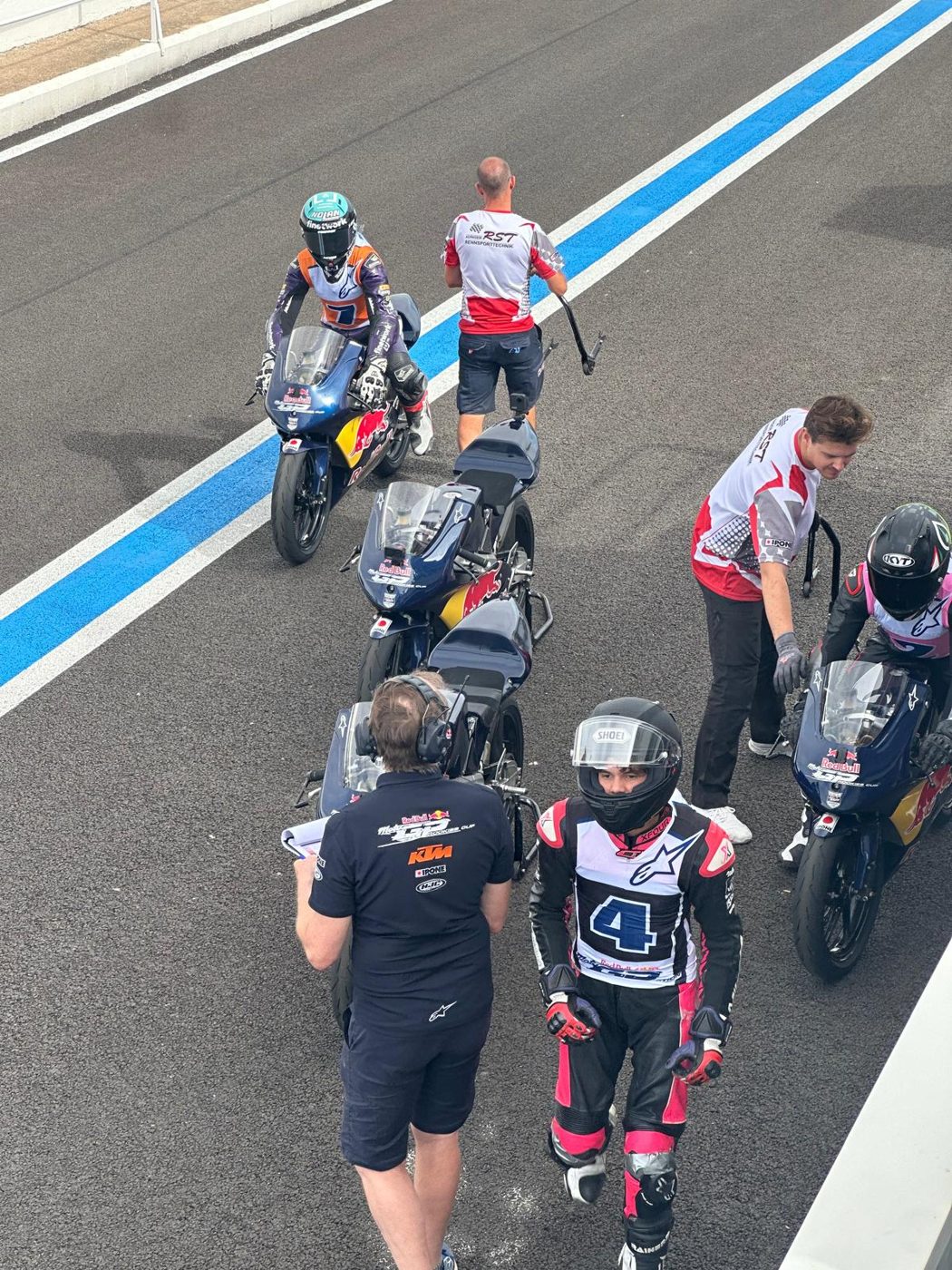 Back in the pit lane, Selection Event, 2024