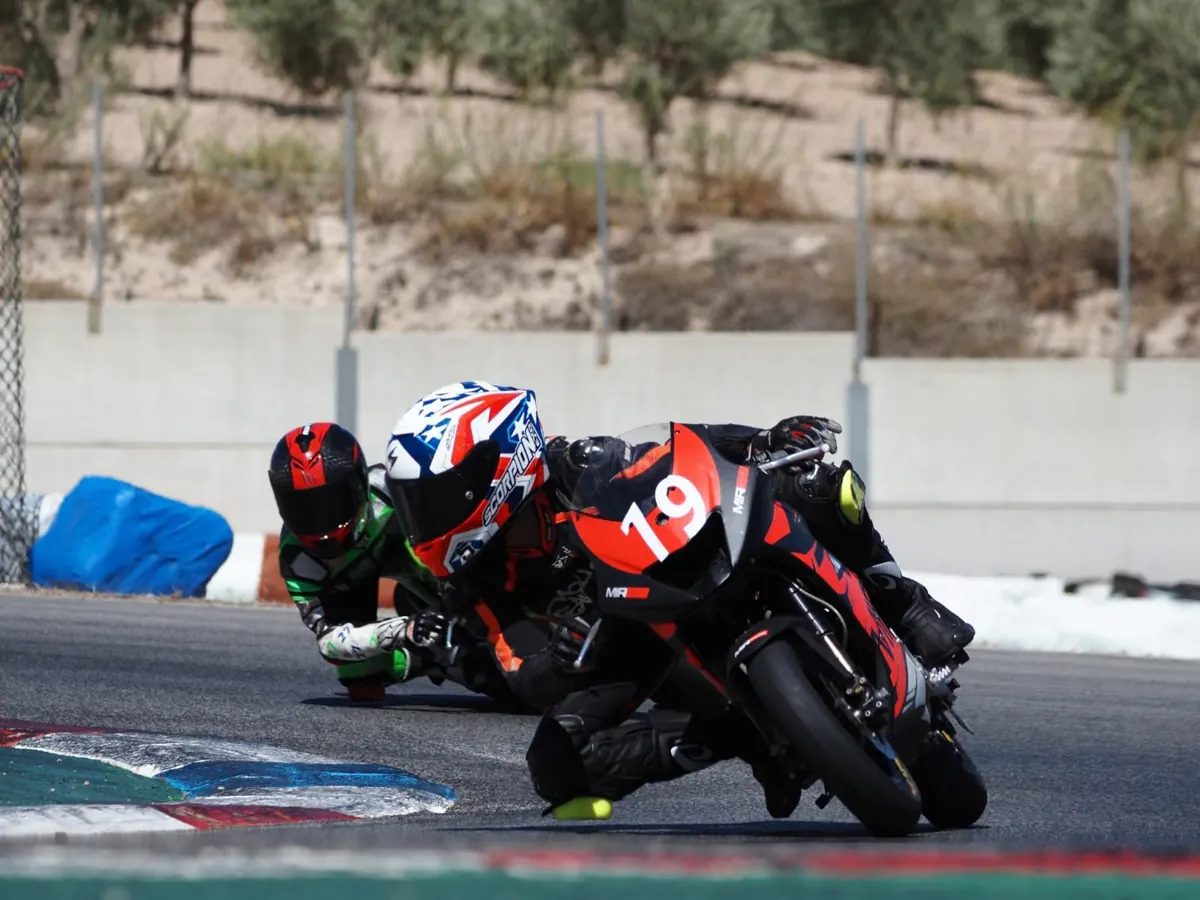 Josh cornering at Circuito de Campillos in 2023